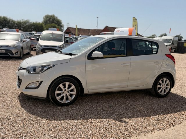 Hyundai I20 Active Euro 5 White #3
