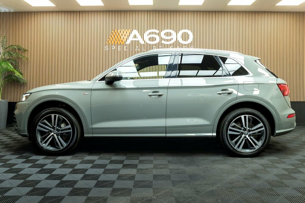 Audi Q5 2L S Line Competition SL20RHZ Grey #6