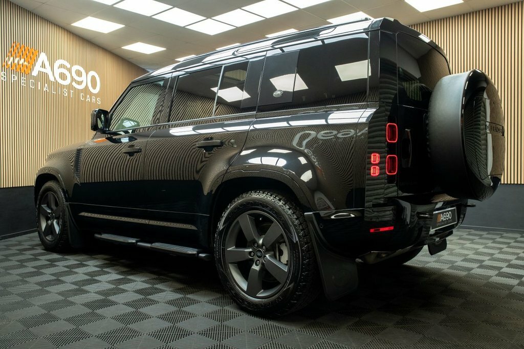 Land Rover Defender 3L X-dynamic Hse Black #5