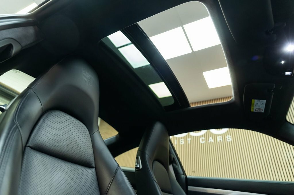 Porsche 911 911 Gt3 Rs White #41