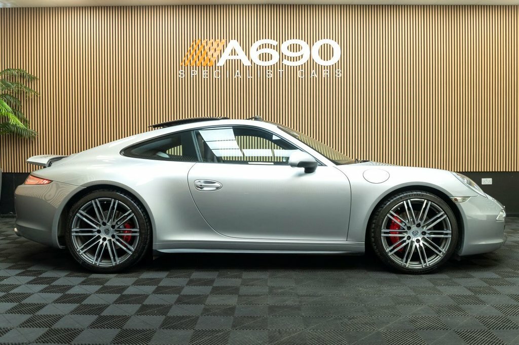 Porsche 911 911 Gt3 Rs White #8