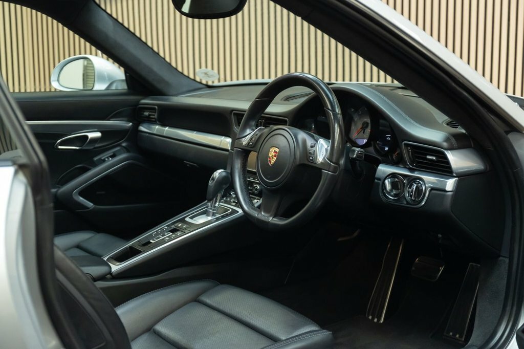 Porsche 911 911 Gt3 Rs White #42