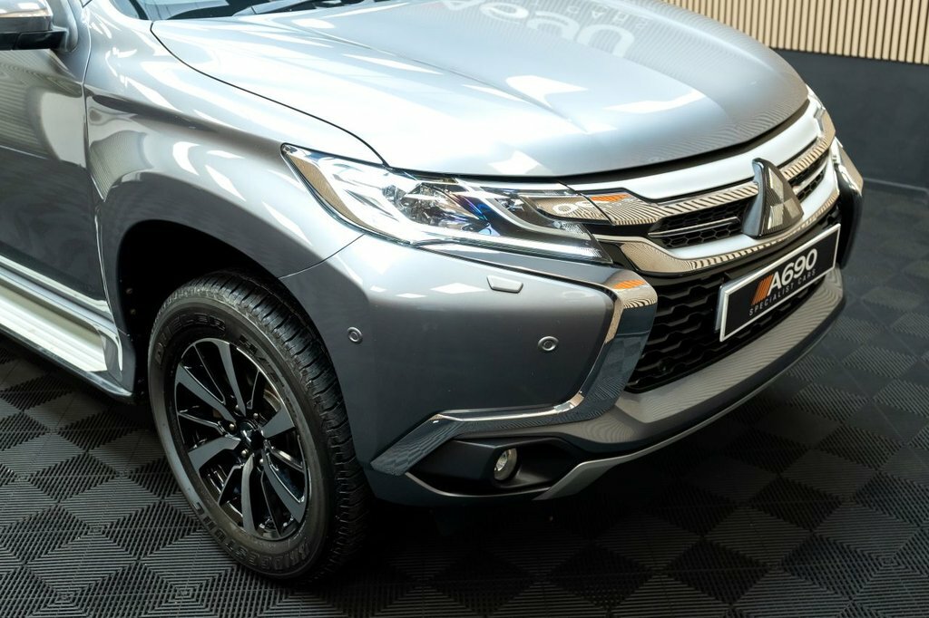 Mitsubishi Shogun Sport 2.4L 4 Grey #45