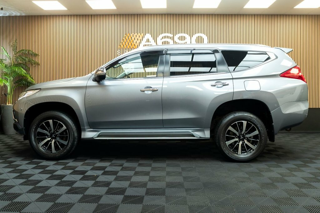 Mitsubishi Shogun Sport 2.4L 4 Grey #4