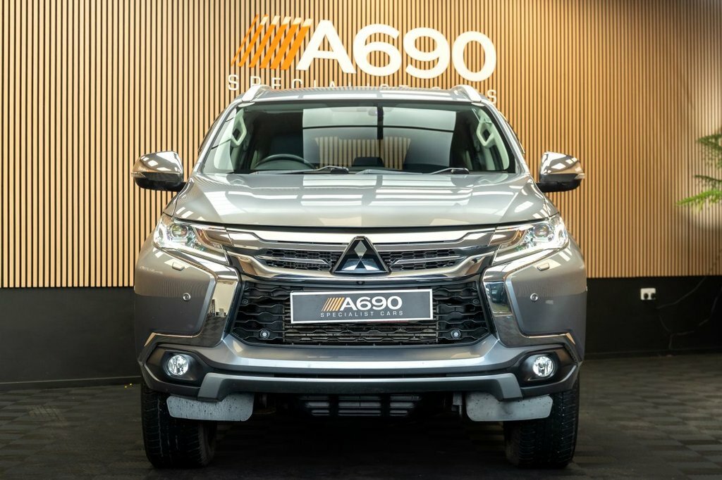 Mitsubishi Shogun Sport 2.4L 4 Grey #2