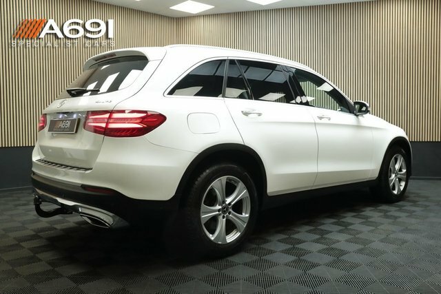 Mercedes-Benz GLC Class 2.1 Glc220d Sport Premium Suv G-troni White #6