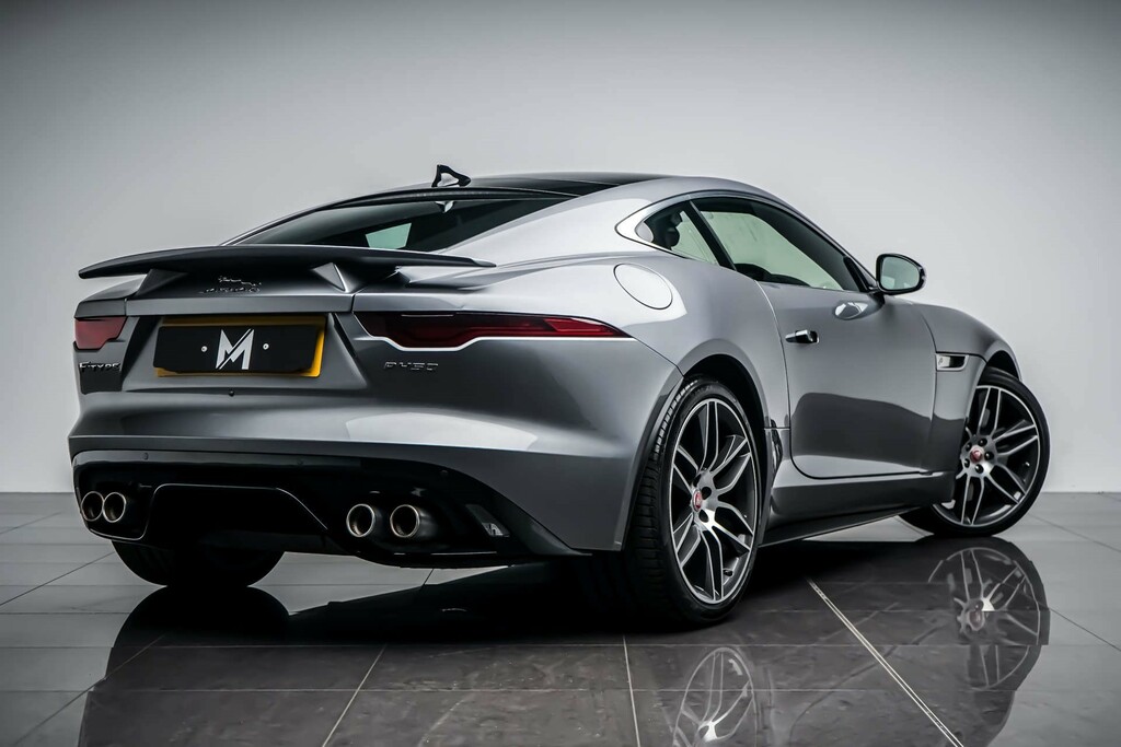 Jaguar F-Type P450 R-dynamic  #15