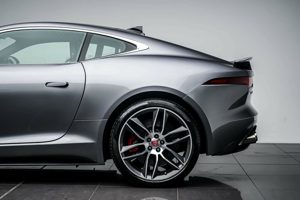 Jaguar F-Type P450 R-dynamic  #13