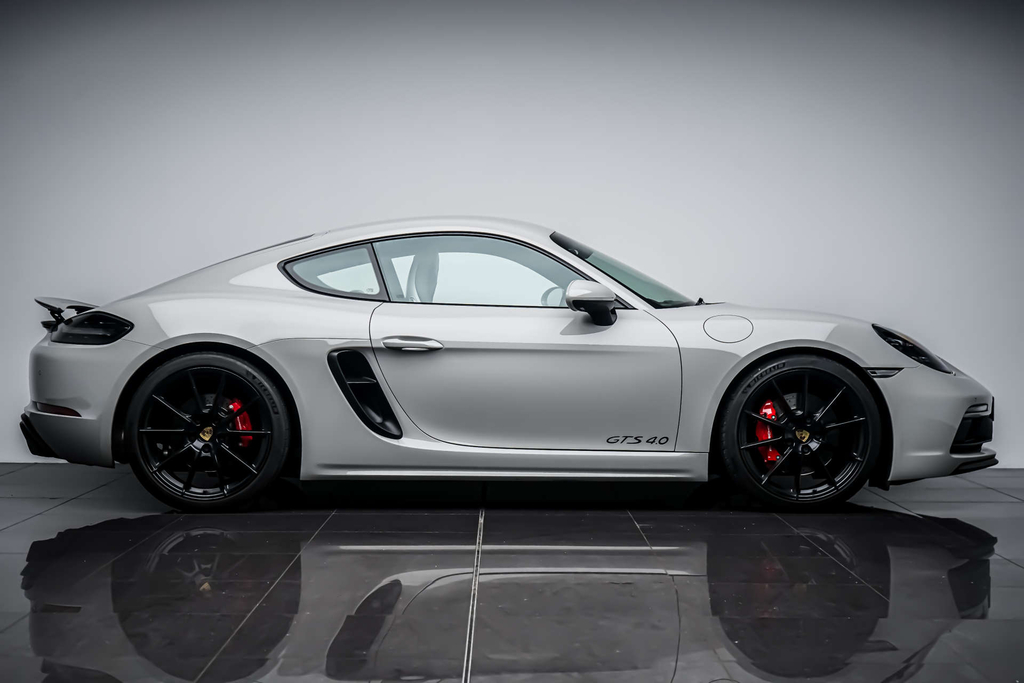 Porsche 718 Cayman Coupe Gpf Silver #10