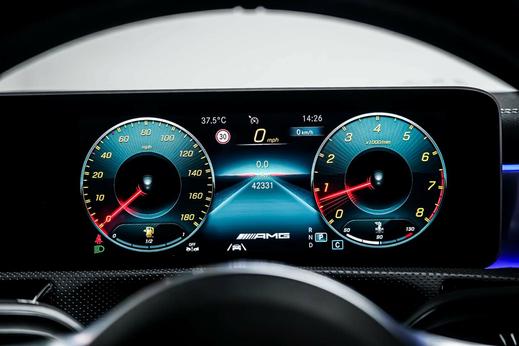 Mercedes-Benz CLA Class Cla 220 D Amg Black #18