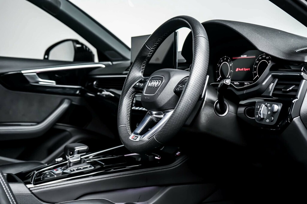 Audi RS4 Avant Audi Rs 4 Avant Competition 450 Ps Tiptronic Black #10
