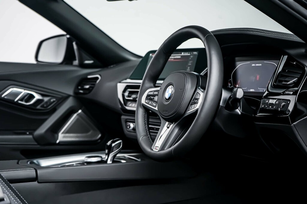 BMW Z4 Sdrive30i M Sport Red #9