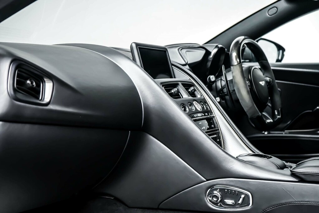 Aston Martin DBS V12 Touchtronic #29