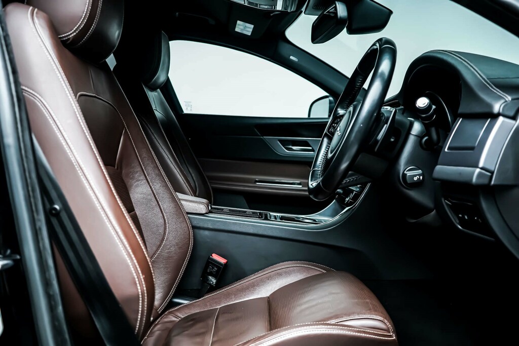 Jaguar XF R-sport Saloon Euro 6 Ss WK16FPJ #6