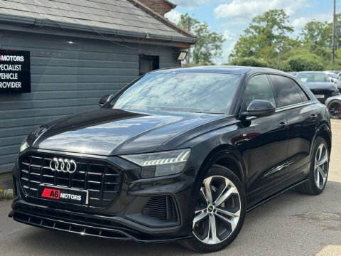 Audi Q8 Black #17