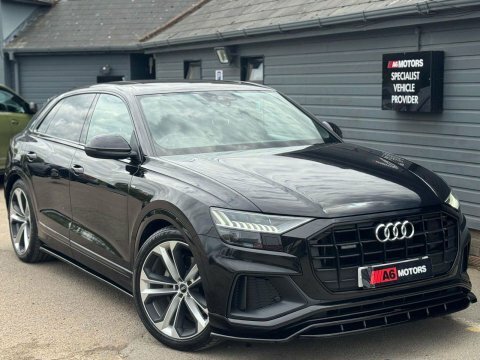 Audi Q8 3.0 Tdi V6 Black #5