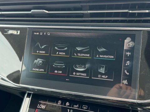 Audi Q8 Black #36