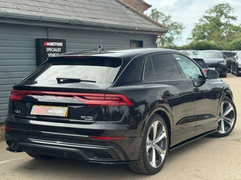 Audi Q8 3.0 Tdi V6 Black #6