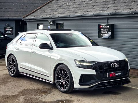 Audi Q8 3.0 Tdi V6 MD68UDV White #4