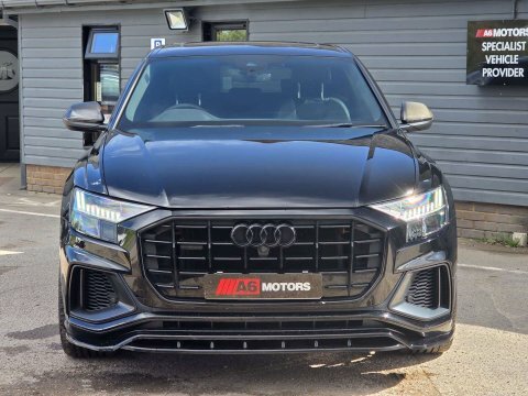 Audi Q8 3.0 Tdi V6 Black #4