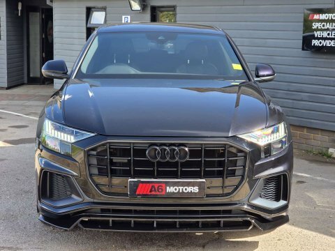 Audi Q8 3.0 Tdi V6 Black #6