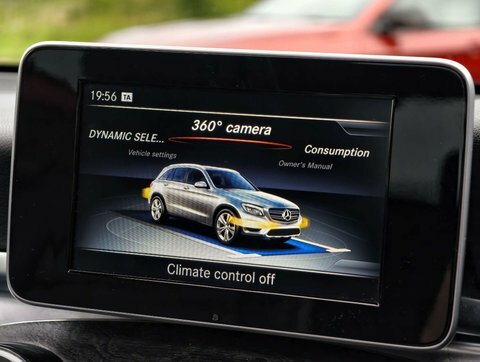 Mercedes-Benz GLC Class Glc 220 D 4Matic Amg Line Premium Plus Silver #40