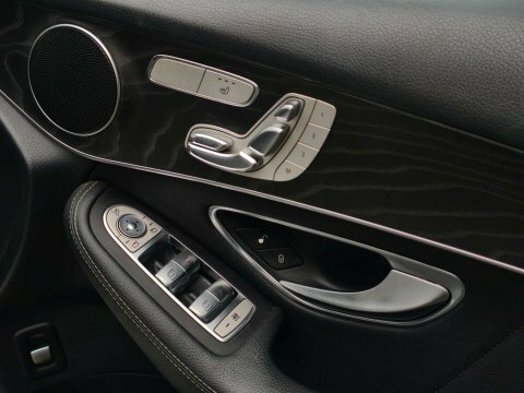 Mercedes-Benz GLC Class Glc 220 D 4Matic Amg Line Premium Plus Silver #18