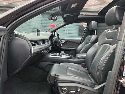 Audi SQ7 Suv 4.0 Tdi V8 - 1 Owner22sside Stepscarbon Black #25