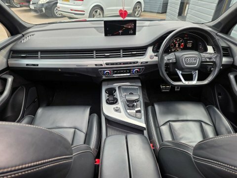 Audi SQ7 Suv 4.0 Tdi V8 - 1 Owner22sside Stepscarbon Black #21