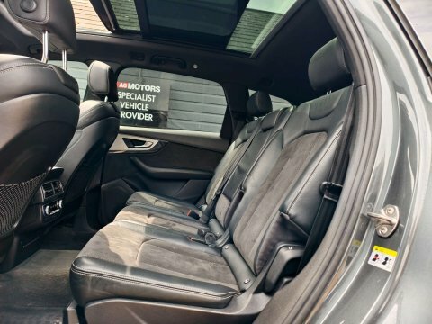 Audi Q7 Tdi Quattro Se 5-Door Grey #20