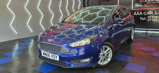 Ford Focus 1.0T Ecoboost Zetec Hatchback Eu WM66VOY Blue #2