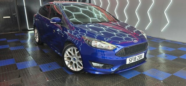 Ford Focus 1.0T Ecoboost St-line Hatchback Blue