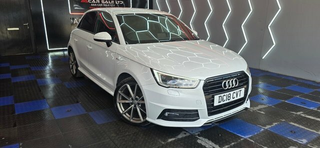 Audi A1 1.0 Tfsi Black Edition Sportback White