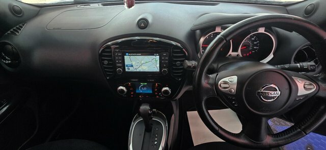 Nissan Juke N-connecta White #21
