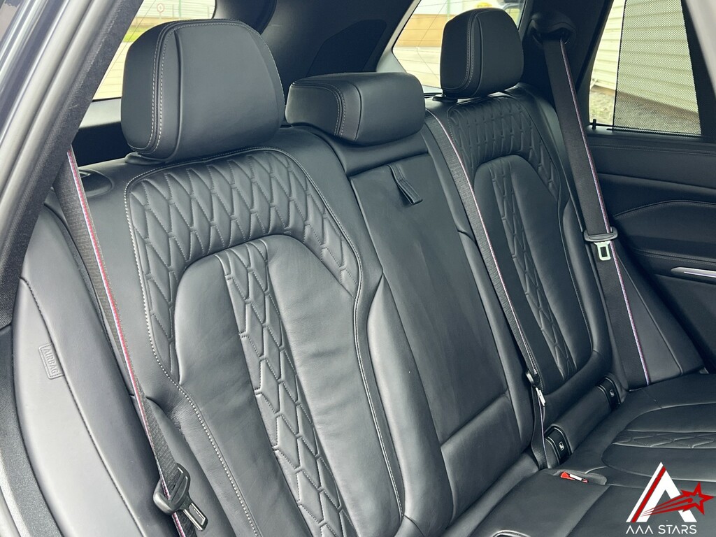 BMW X5 Estate Black #60
