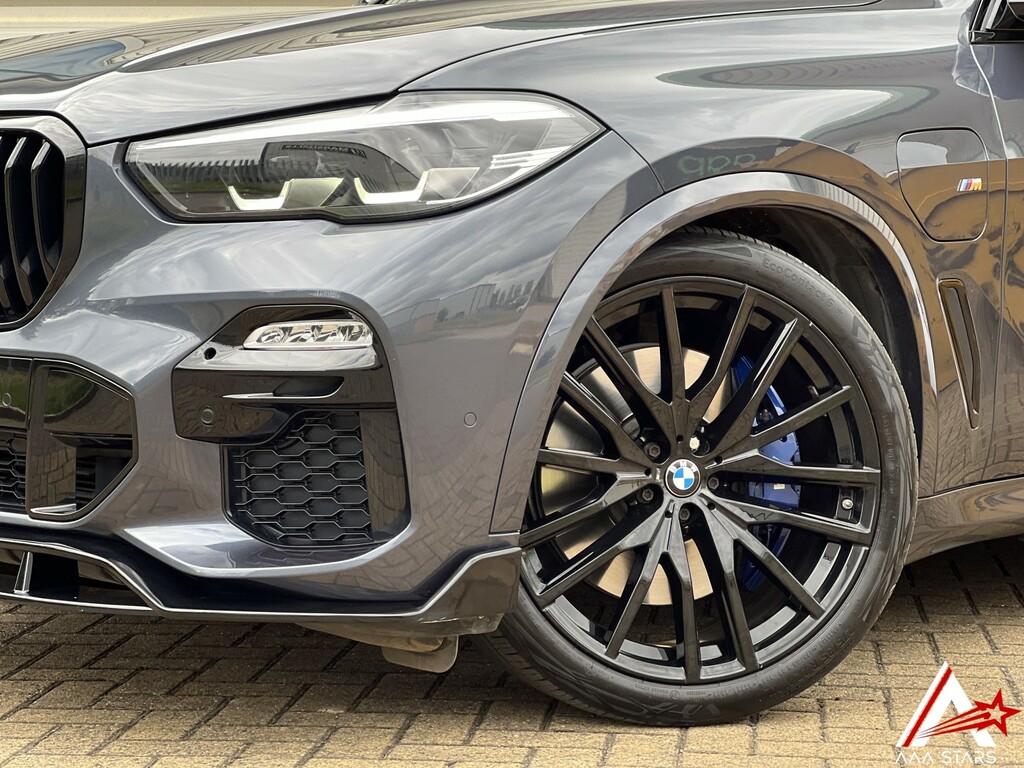 BMW X5 Estate Black #15