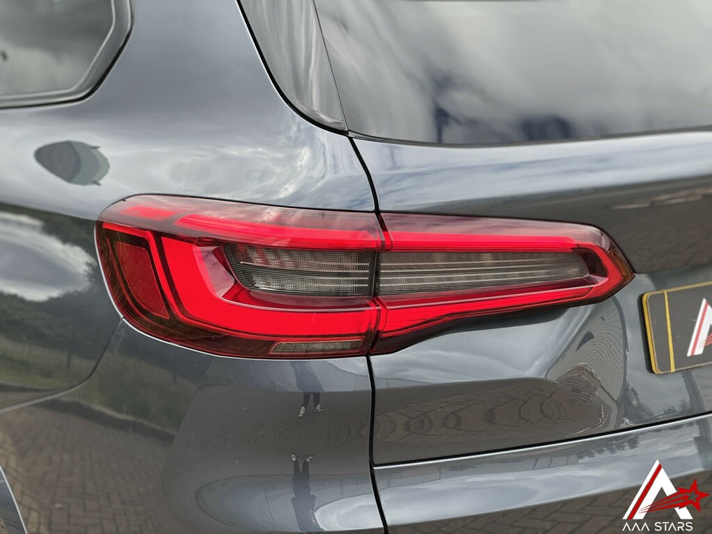 BMW X5 Estate Black #27