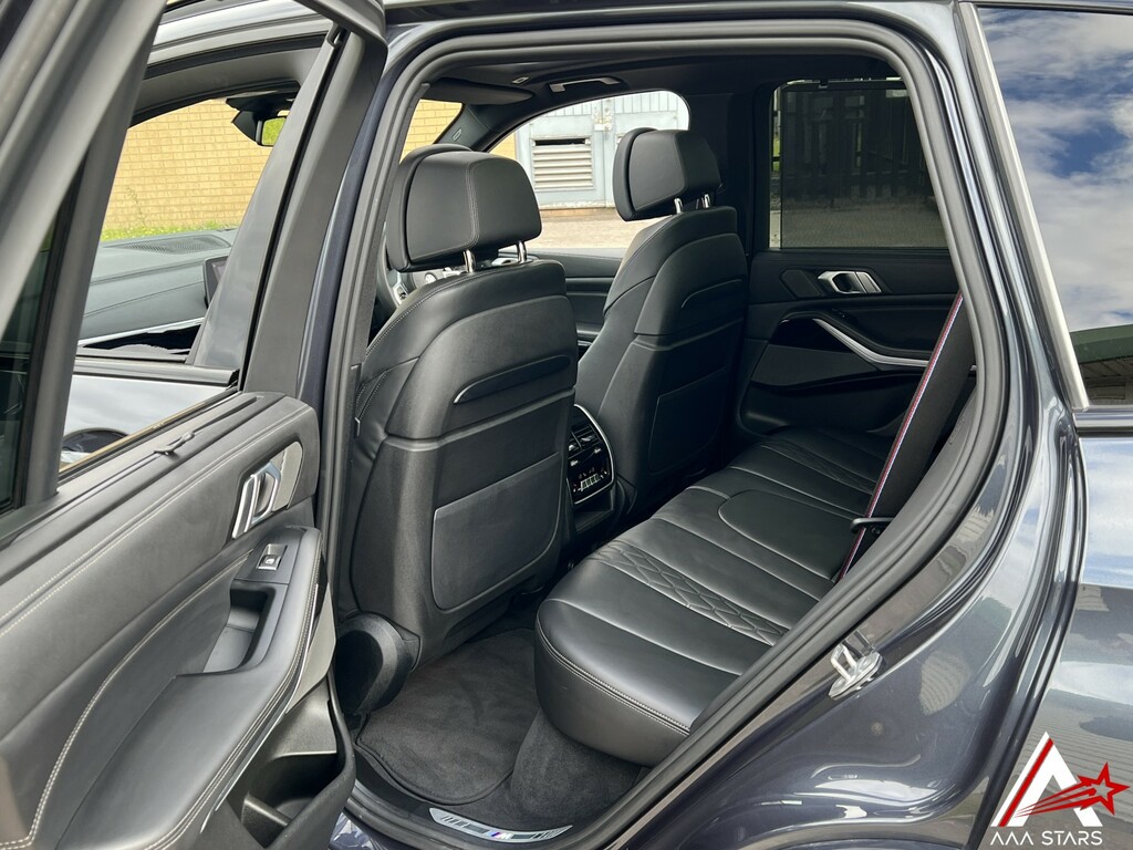 BMW X5 Estate Black #65
