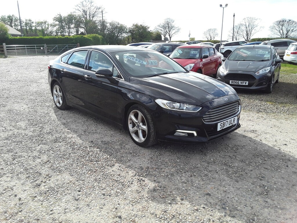 Ford Mondeo Hatchback 2.0 Tdci Titanium 2017 Black