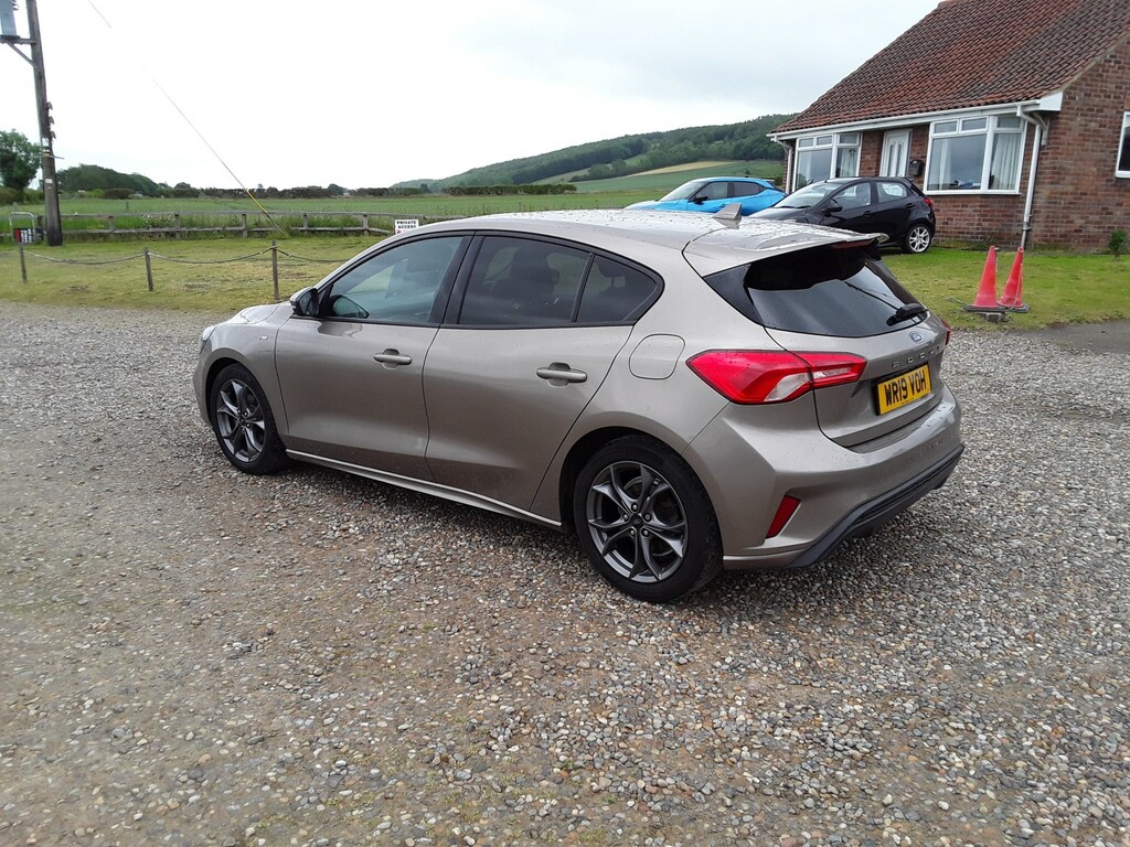 Ford Focus 1.0 T Ecoboost St-line Silver #5