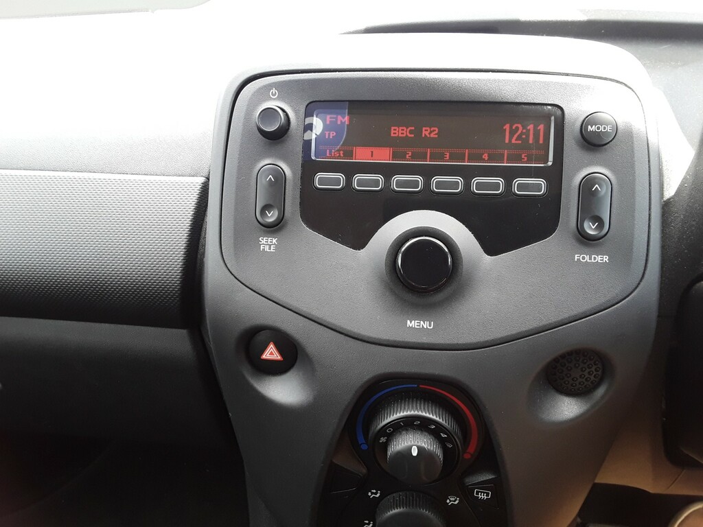 Toyota Aygo Aygo Black #15