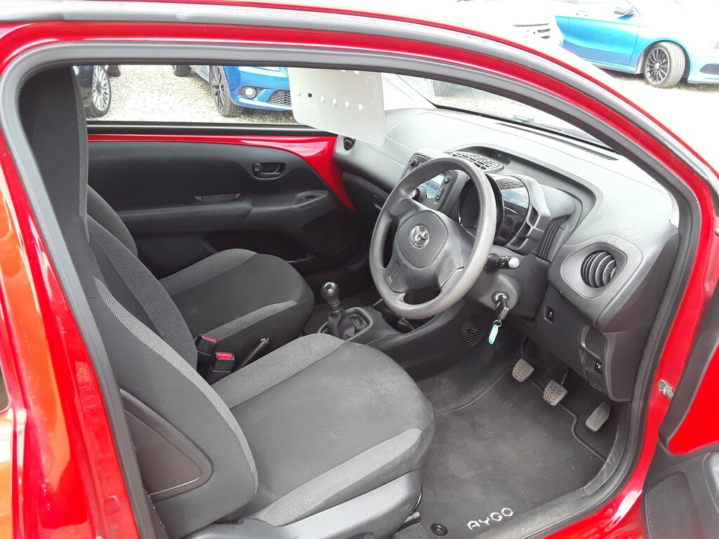 Toyota Aygo Aygo Black #9