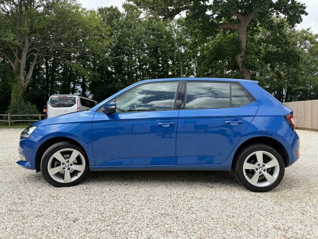 Skoda Fabia 1.0 Tsi Se L Hatchback Euro 6 S BA68DXZ Blue #2