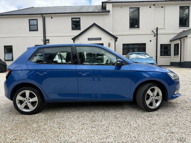 Skoda Fabia 1.0 Tsi Se L Hatchback Euro 6 S BA68DXZ Blue #6