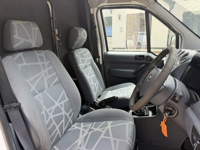 Ford Transit Connect 1.8L Null White #12