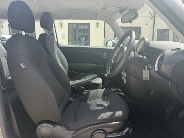 Mini Hatch Cooper 1.6 69,611 , 3 Owners , 2 Keys , Fsh Silver #10