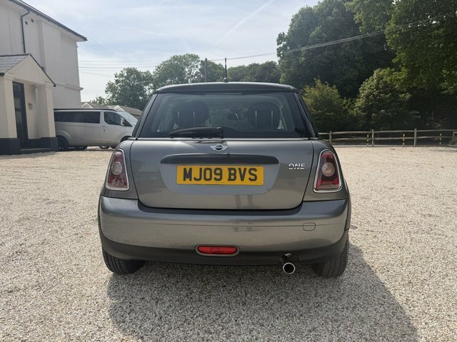 Mini Hatch Cooper 1.6 69,611 , 3 Owners , 2 Keys , Fsh Silver #7