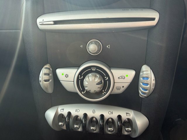Mini Hatch Cooper 1.6 69,611 , 3 Owners , 2 Keys , Fsh Silver #16