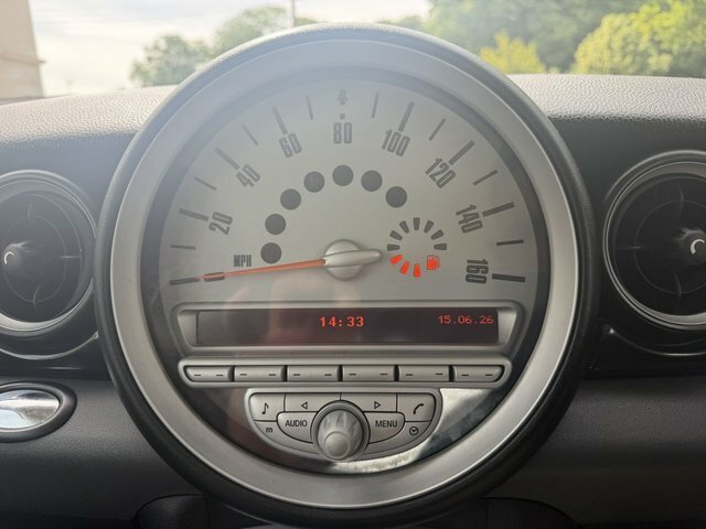 Mini Hatch Cooper 1.6 69,611 , 3 Owners , 2 Keys , Fsh Silver #15