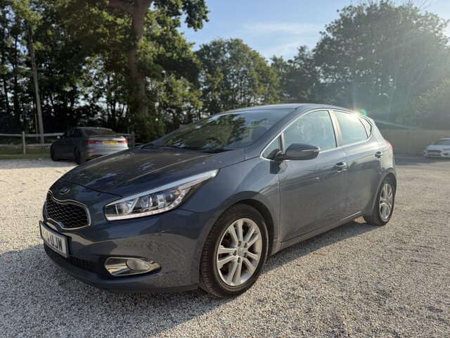 Kia Ceed 1.6 Gdi Ecodynamics 2 Hatchback Blue #3